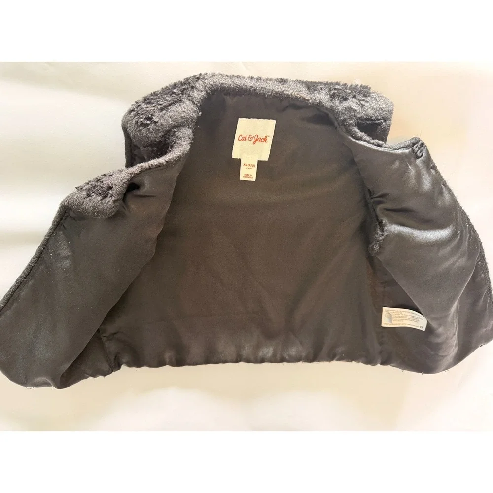 Cat & Jack Girls Black Faux Fur Vest Party Size XS 4/5 Holiday